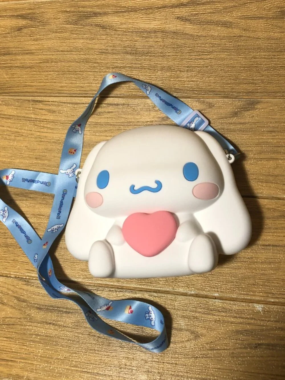 Cinnamoroll Sanrio's cute animal cross rubber body bag / handbag, Style Uncle